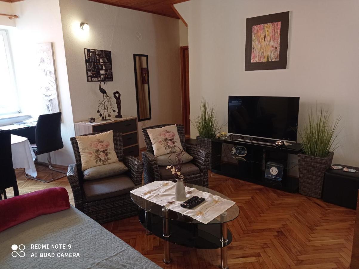 Apartment Piazza Antica Ρόβινι Εξωτερικό φωτογραφία