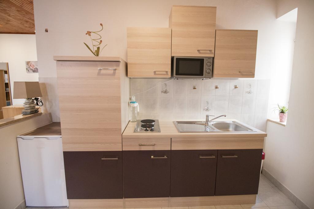 Apartment Piazza Antica Ρόβινι Εξωτερικό φωτογραφία